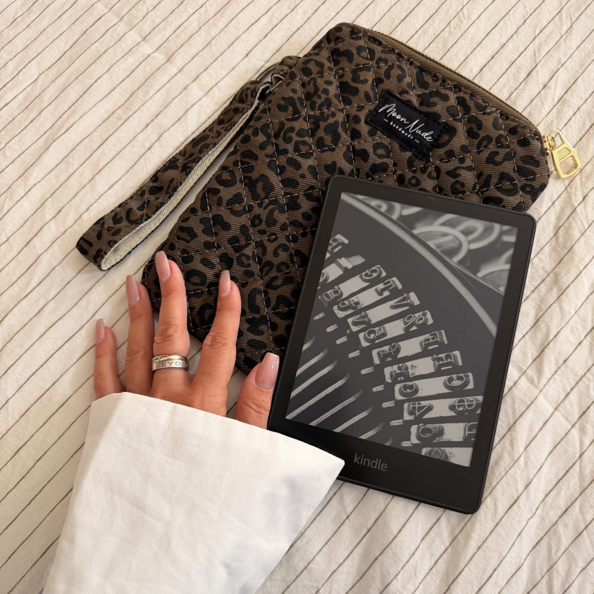 Moon Nude Savanna eReader Pouch