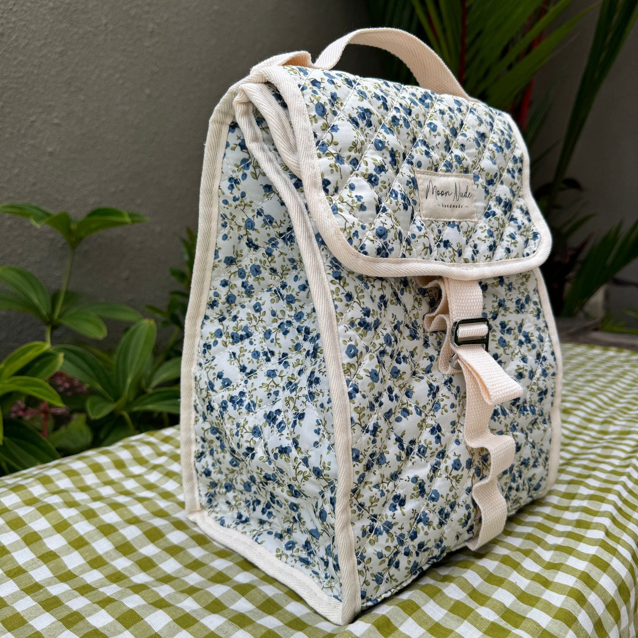 Moon Nude Spring Lunch Bag